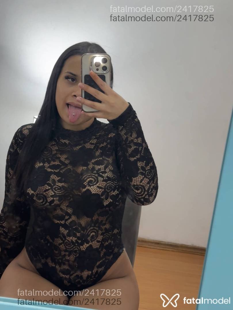 Acompanhante mulher morena (o) de olhos castanhos - Monikee