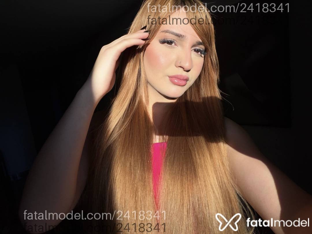 Acompanhante mulher trans loira (o) de olhos castanhos em São Paulo - Bela Blonde