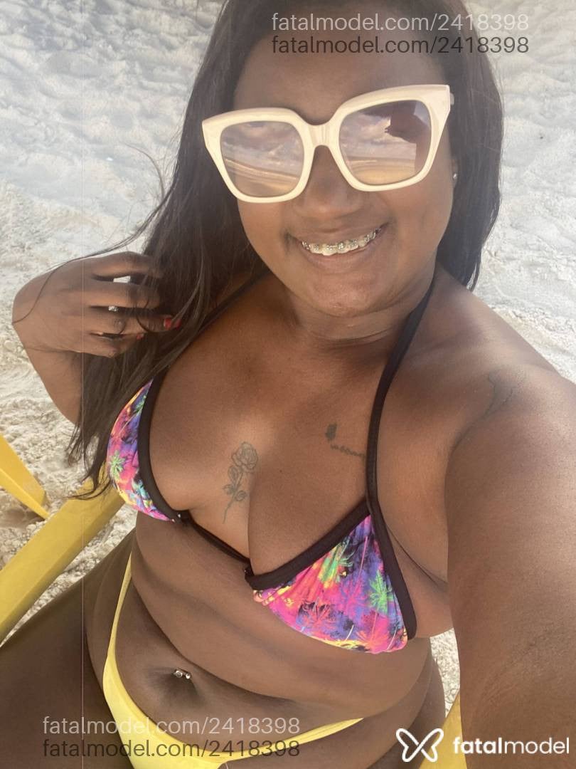Acompanhante mulher morena (o) de olhos pretos - Cacau