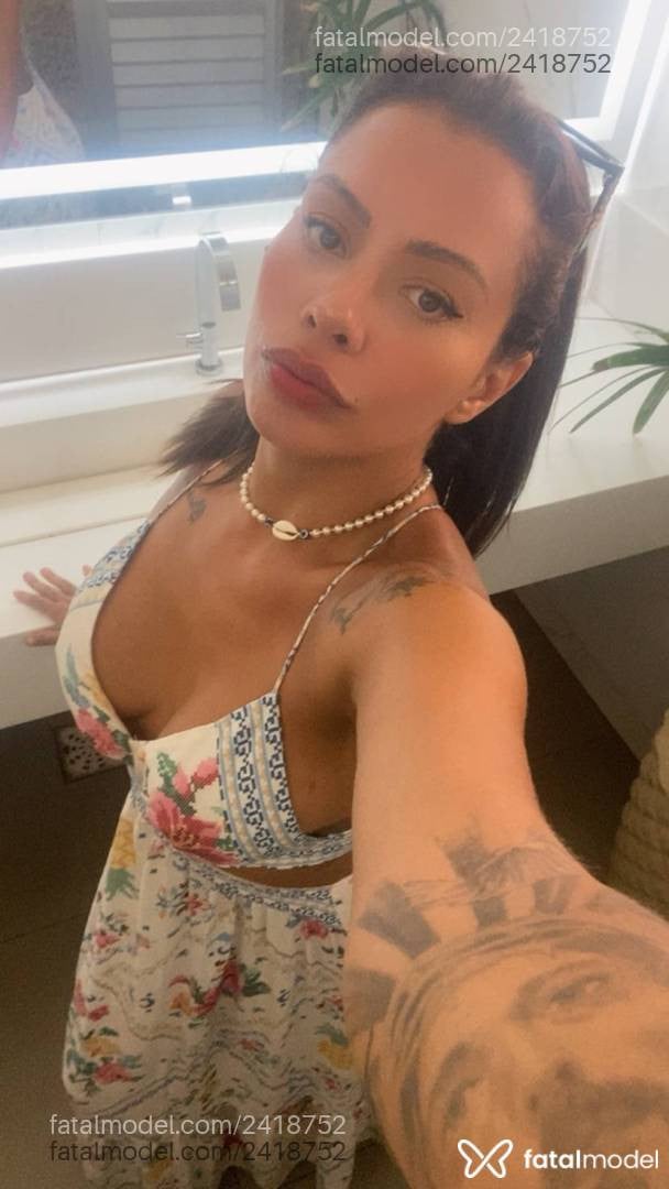 Acompanhante mulher com cabelo castanho de olhos castanhos em Salvador - Amanda