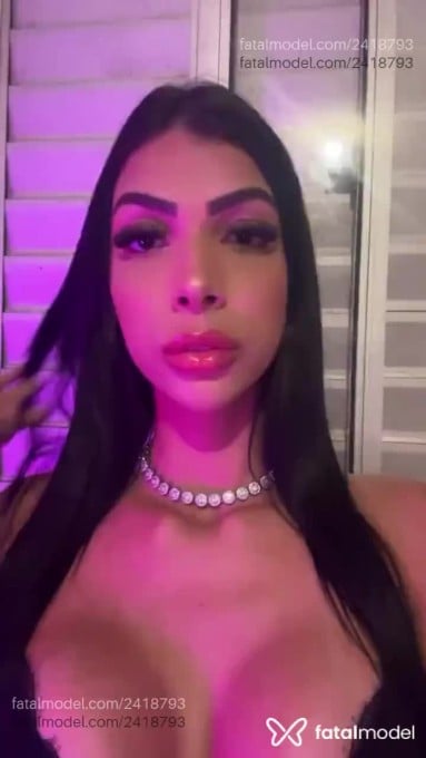 Acompanhante mulher morena (o) de olhos castanhos em Porto Alegre - Julia Fantinel