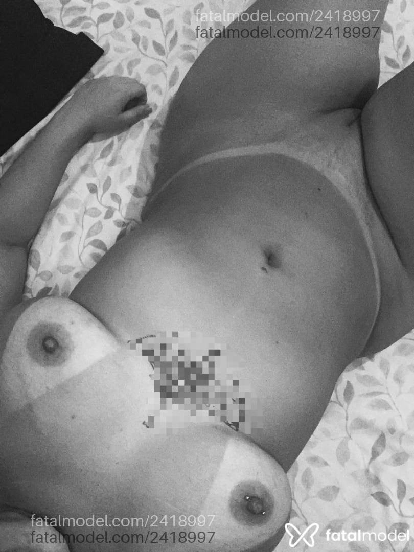 Acompanhante mulher morena (o) de olhos castanhos - Mel