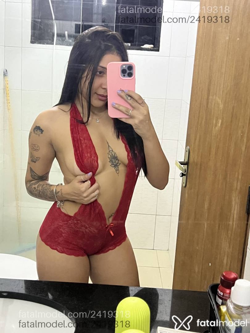 Acompanhante mulher com cabelo castanho de olhos castanhos em Belo Horizonte - Luna Guimarães