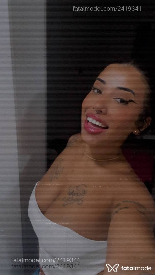 Acompanhante mulher loira (o) de olhos castanhos em Brusque - Liana
