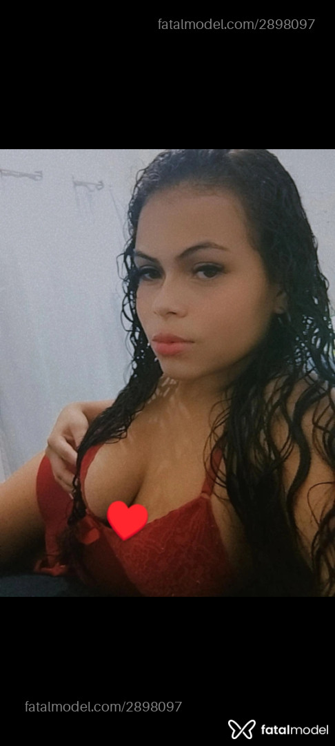 Acompanhante mulher com cabelo castanho de olhos castanhos em Ji-Paraná - Raissa
