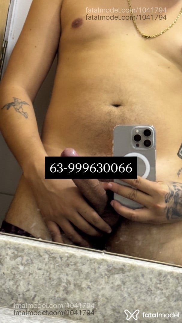 Acompanhante homem com cabelo castanho de olhos castanhos - Pedro Rabelo