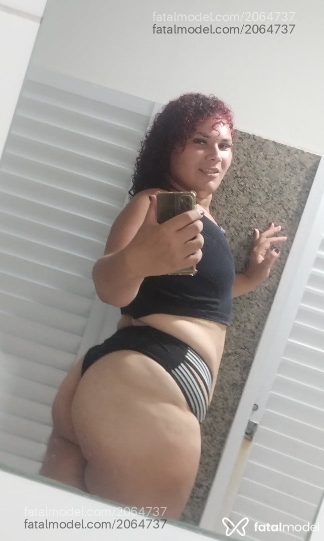 Acompanhante mulher trans ruiva (o) de olhos castanhos em Itapira - Lavinia Guerra