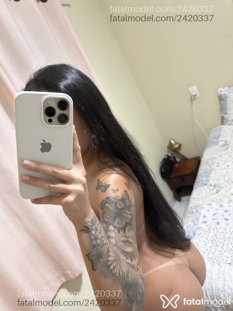 Acompanhante mulher morena (o) de olhos castanhos - Rabeschi