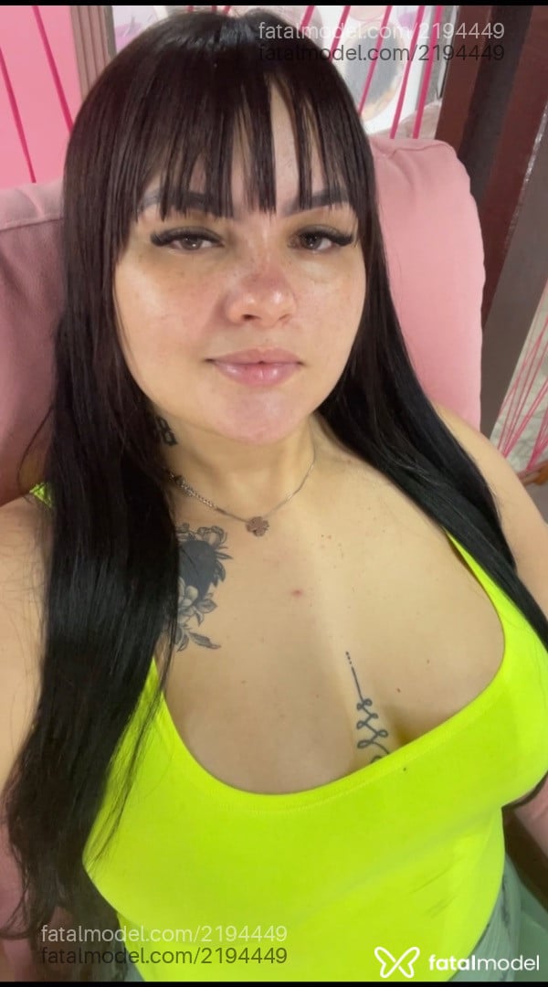 Acompanhante mulher morena (o) de olhos verdes em Vila Velha - Isabelli
