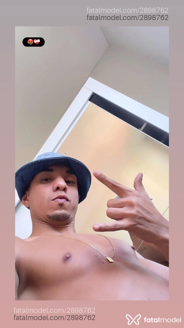 Acompanhante homem morena (o) de olhos mel em Rio de Janeiro - Jonathan
