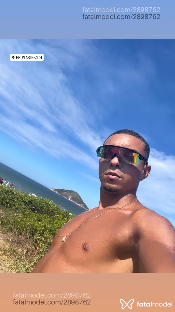 Acompanhante homem morena (o) de olhos mel em Rio de Janeiro - Jonathan