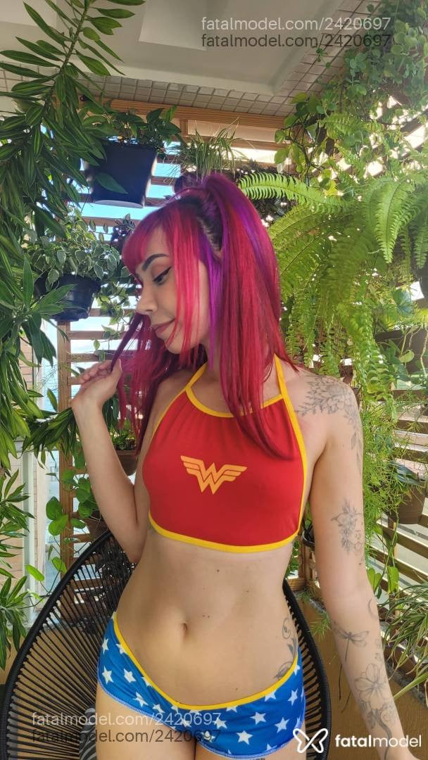 Acompanhante mulher ruiva (o) de olhos pretos em Virtual - Lexy Fire