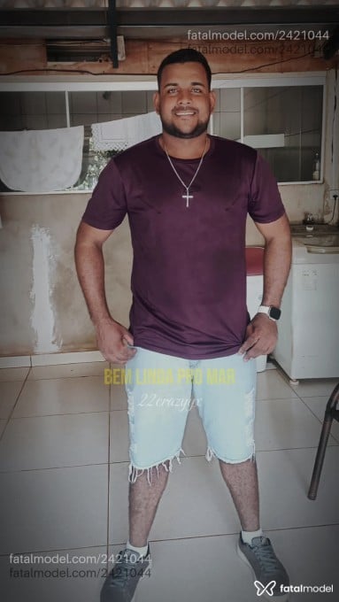 Acompanhante homem morena (o) de olhos castanhos em Palmas - Mateus