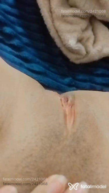 Acompanhante mulher morena (o) de olhos castanhos em Ji-Paraná - Emilly