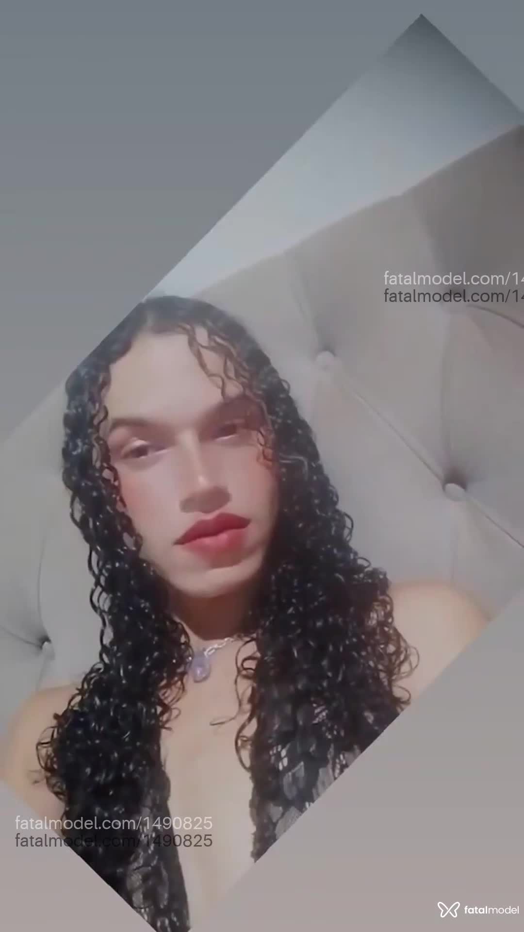 Acompanhante mulher trans morena (o) de olhos castanhos em Votuporanga - Gaby