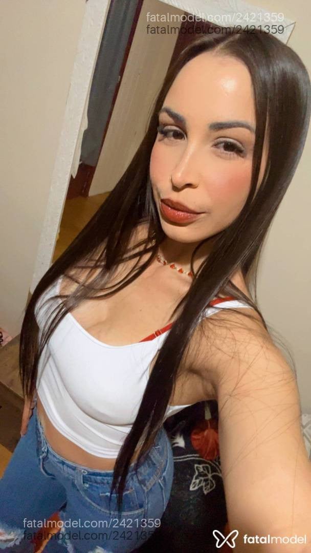 Acompanhante mulher com cabelo castanho de olhos castanhos em Concórdia - Isadora