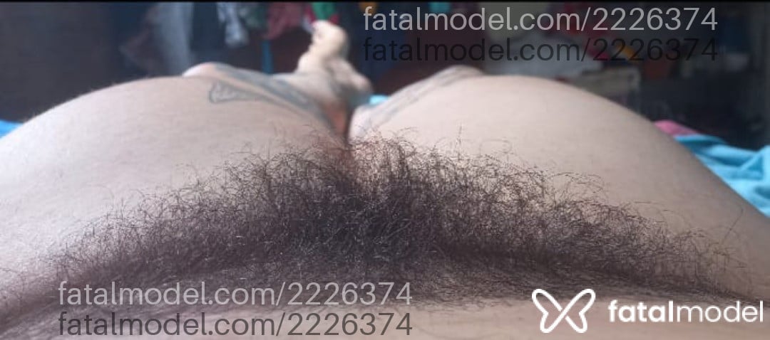 Acompanhante mulher com cabelo castanho de olhos castanhos em Brasília Acompanhante mulher com cabelo castanho de olhos castanhos em Brasília - Thais