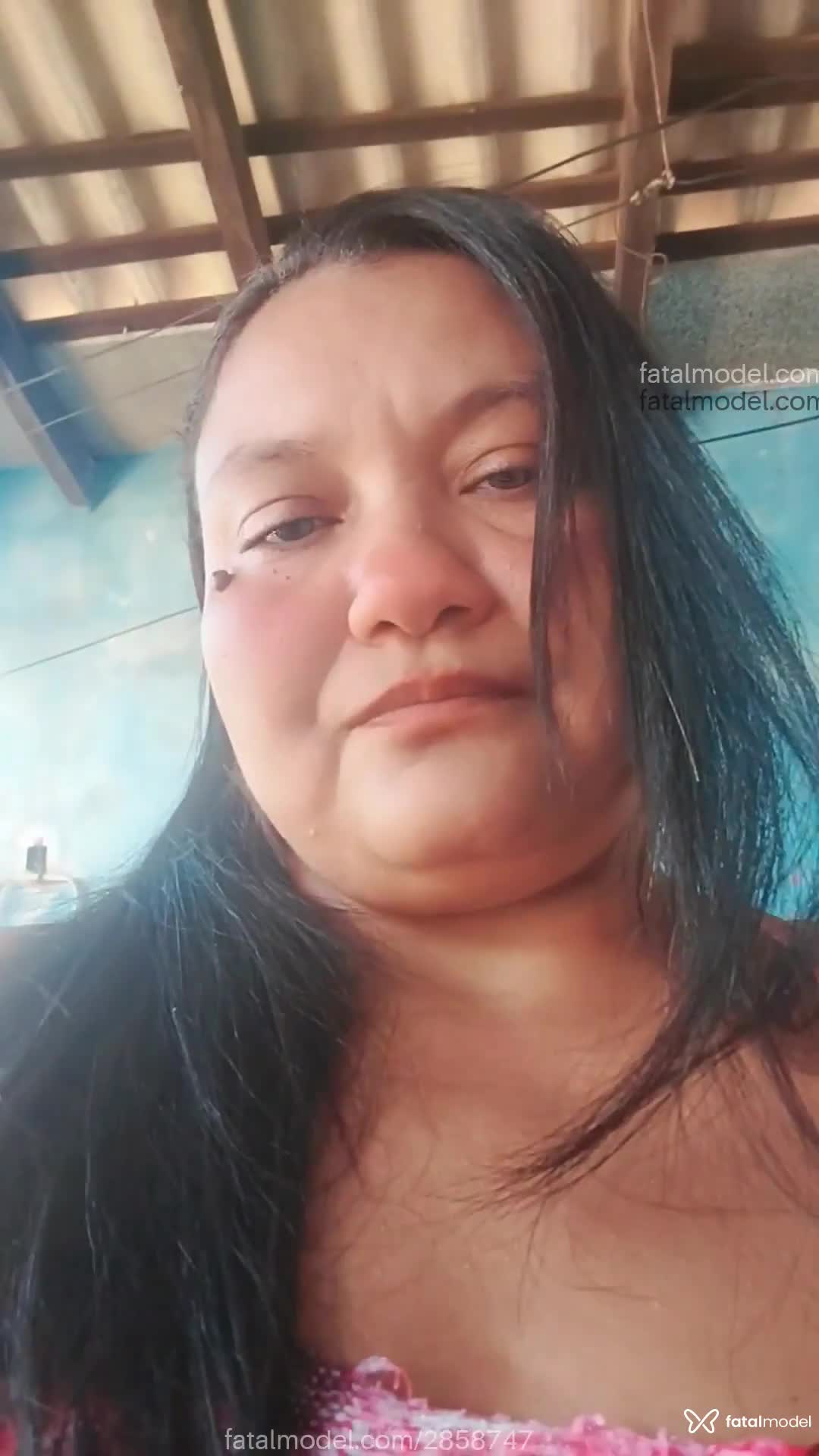 Acompanhante mulher com cabelo colorido de olhos castanhos em Nova Lacerda Acompanhante mulher com cabelo colorido de olhos castanhos em Nova Lacerda - Jojo Morena