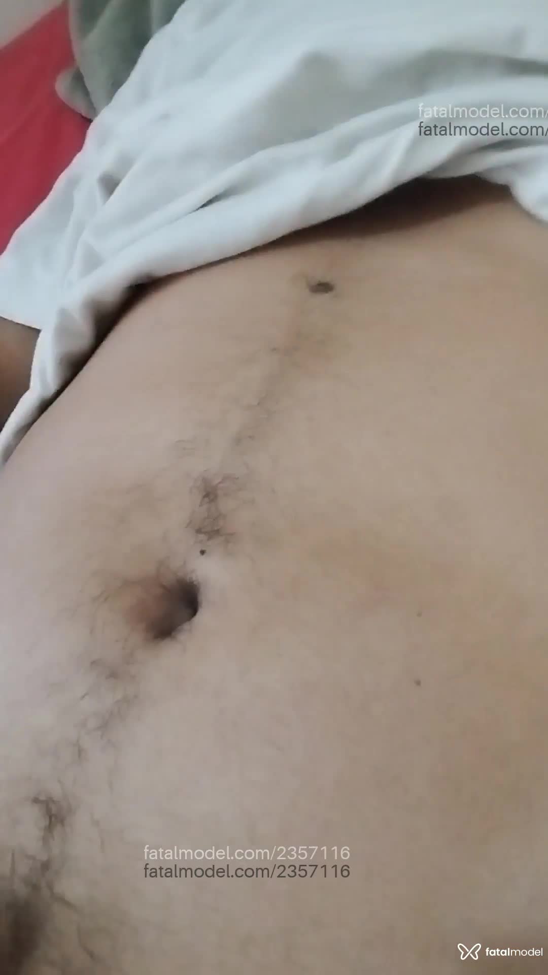 Acompanhante homem morena (o) de olhos castanhos em Joinville - Ricardo