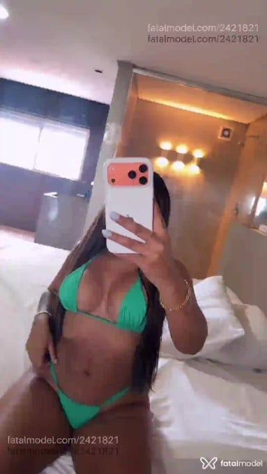 Acompanhante mulher morena (o) de olhos pretos em Montenegro Acompanhante mulher morena (o) de olhos pretos em Montenegro - Mariana Azevedo