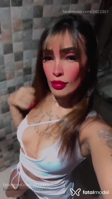 Acompanhante mulher com cabelo castanho de olhos castanhos - Gaby Mj