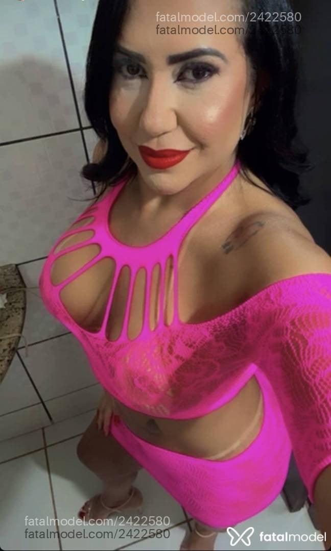 Acompanhante mulher morena (o) de olhos castanhos - Jhuju
