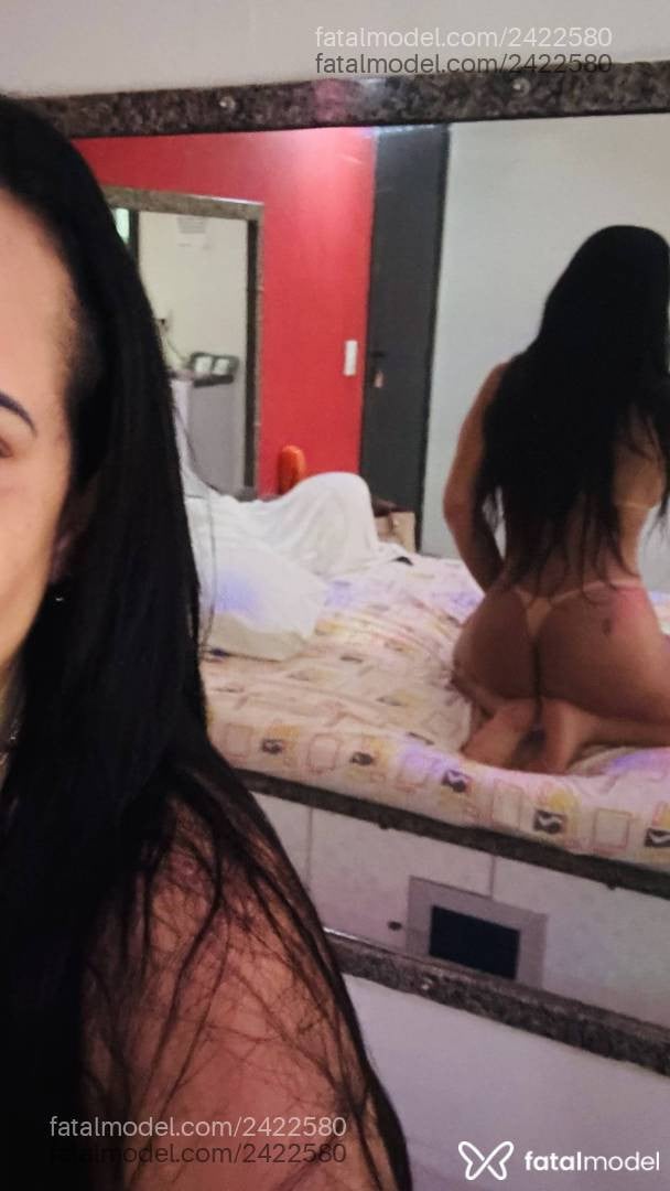 Acompanhante mulher morena (o) de olhos castanhos - Jhuju