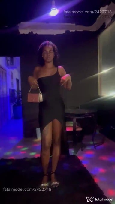 Acompanhante mulher morena (o) de olhos castanhos em Uberlândia - Isabelly Santos