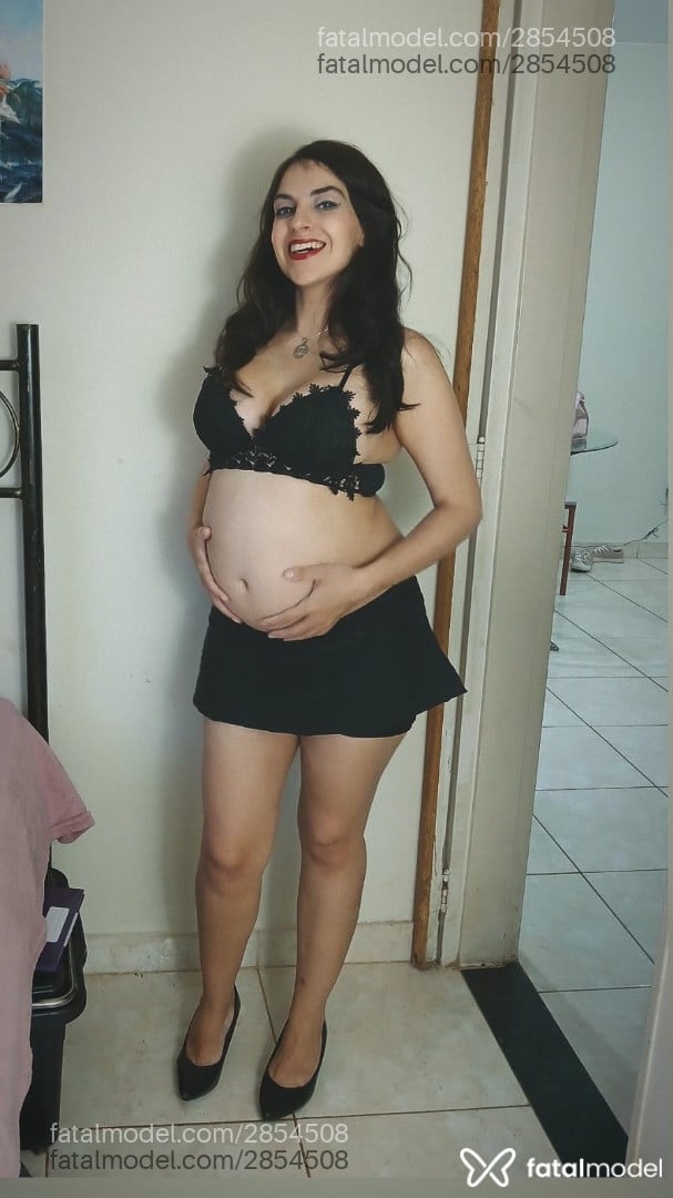 Acompanhante mulher morena (o) de olhos azuis - Gravinha Acompanhante mulher morena (o) de olhos azuis - Gravinha