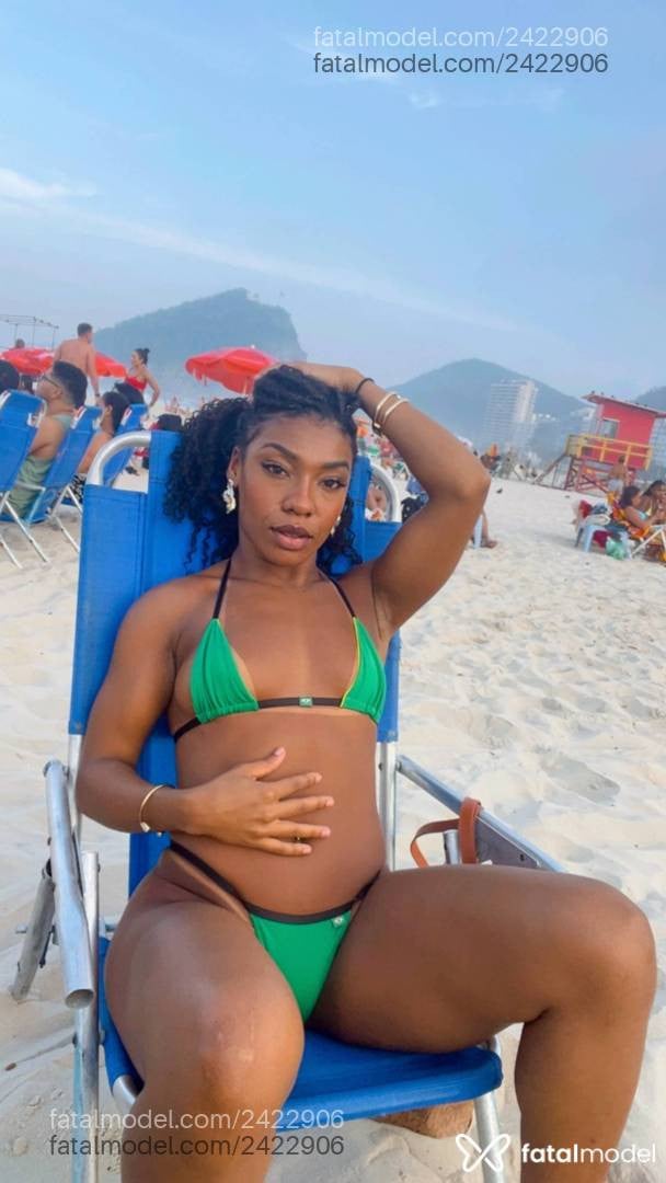 Acompanhante mulher com cabelo castanho de olhos castanhos em Rio de Janeiro - Fernanda Voazin