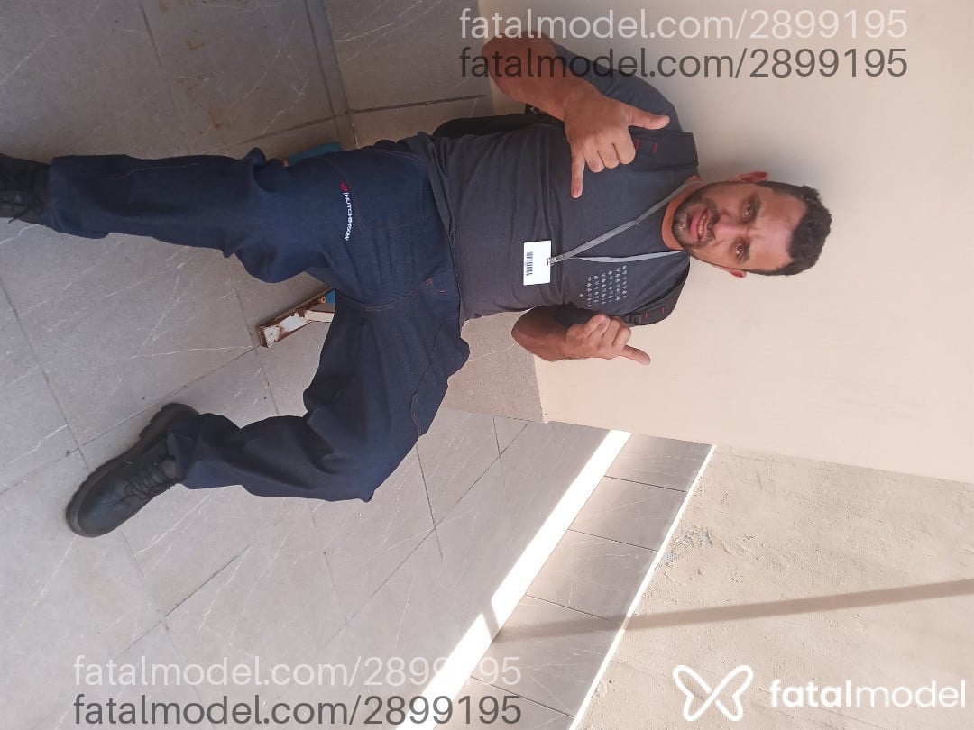 Acompanhante homem loira (o) de olhos verdes em Toledo Acompanhante homem loira (o) de olhos verdes em Toledo - Domruann