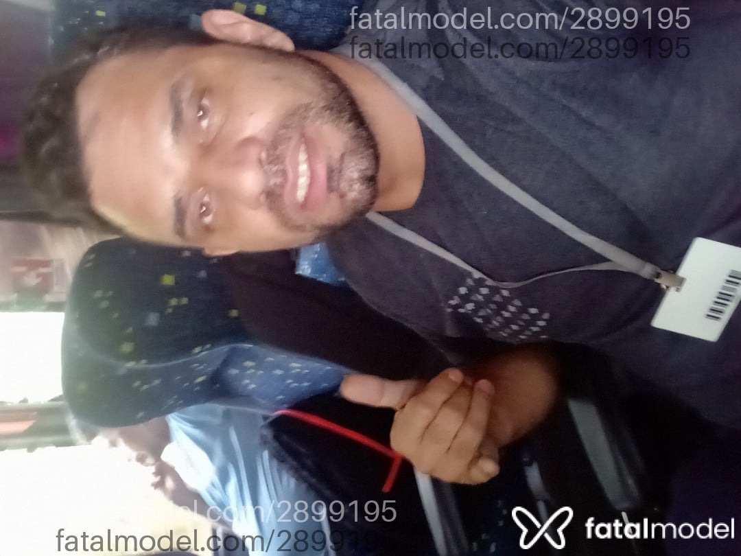 Acompanhante homem loira (o) de olhos verdes em Toledo Acompanhante homem loira (o) de olhos verdes em Toledo - Domruann
