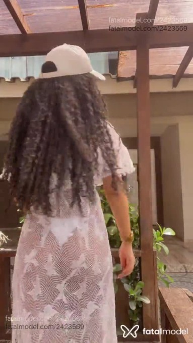 Acompanhante mulher com cabelo castanho de olhos castanhos - Luna Andrade Acompanhante mulher com cabelo castanho de olhos castanhos - Luna Andrade