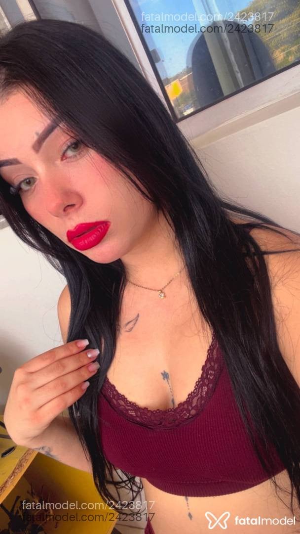 Acompanhante mulher com cabelo castanho de olhos castanhos em Vila Velha - Beatriz