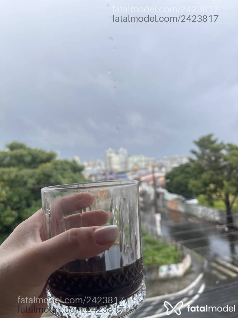 Acompanhante mulher com cabelo castanho de olhos castanhos em Vila Velha - Beatriz