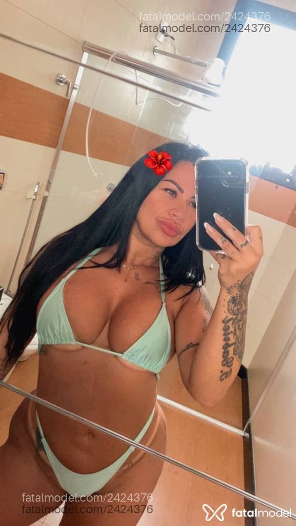 Acompanhante mulher morena (o) de olhos castanhos - Melissa Lacróss