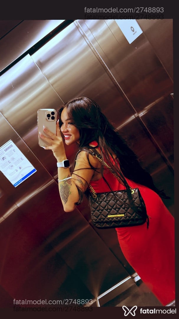 Acompanhante mulher com cabelo castanho de olhos castanhos em Paragominas Acompanhante mulher com cabelo castanho de olhos castanhos em Paragominas - ísis Lore