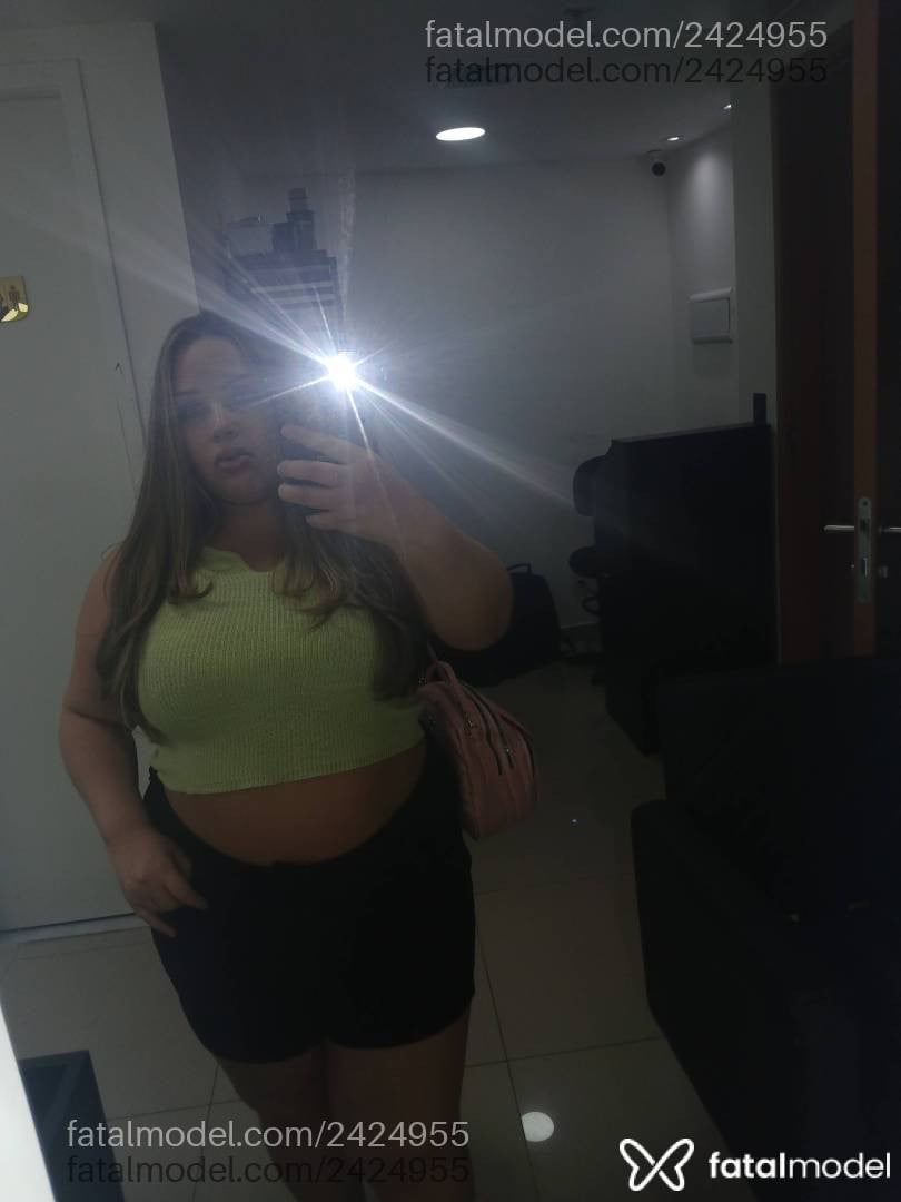 Acompanhante mulher loira (o) de olhos verdes - Larissa Ferreira