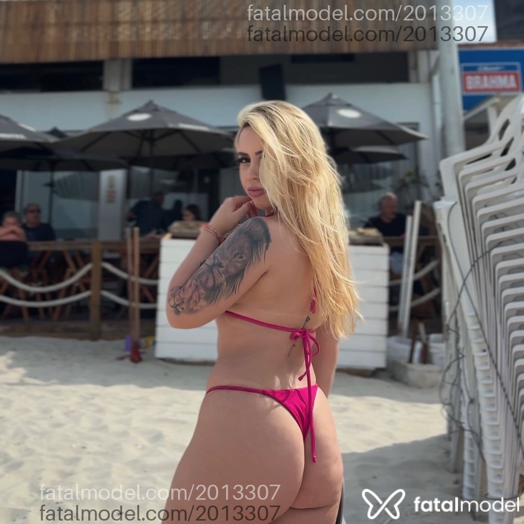 Acompanhante mulher loira (o) de olhos castanhos em Florianópolis - Monique Bianchi