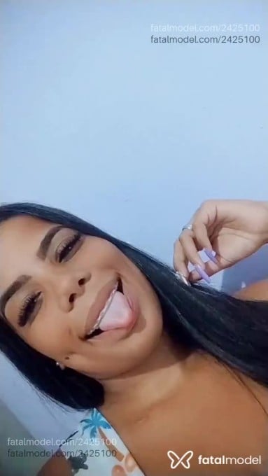 Acompanhante mulher morena (o) de olhos castanhos em Saquarema - Samira