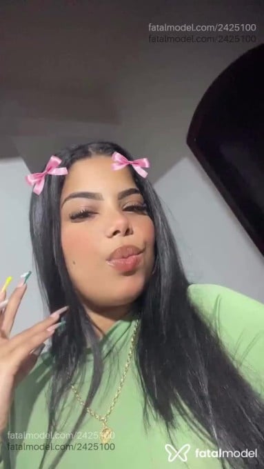 Acompanhante mulher morena (o) de olhos castanhos - Samira Acompanhante mulher morena (o) de olhos castanhos - Samira