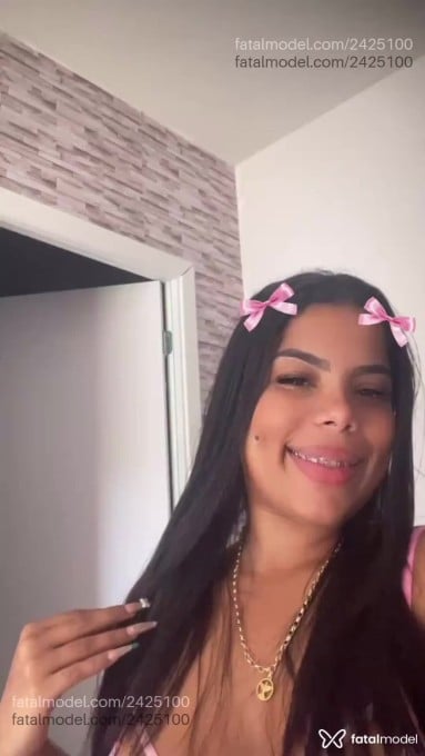 Acompanhante mulher morena (o) de olhos castanhos - Samira Acompanhante mulher morena (o) de olhos castanhos - Samira