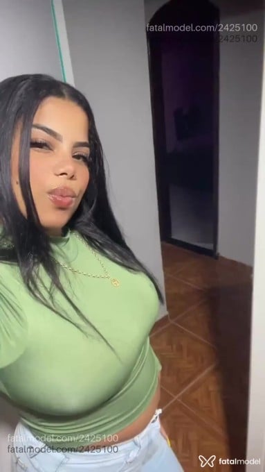Acompanhante mulher morena (o) de olhos castanhos - Samira Acompanhante mulher morena (o) de olhos castanhos - Samira