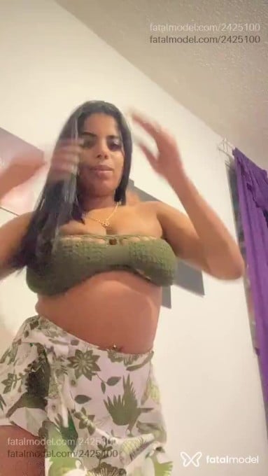 Acompanhante mulher morena (o) de olhos castanhos - Samira Acompanhante mulher morena (o) de olhos castanhos - Samira