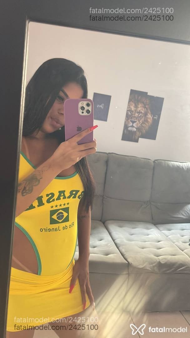Acompanhante mulher morena (o) de olhos castanhos - Samira Acompanhante mulher morena (o) de olhos castanhos - Samira