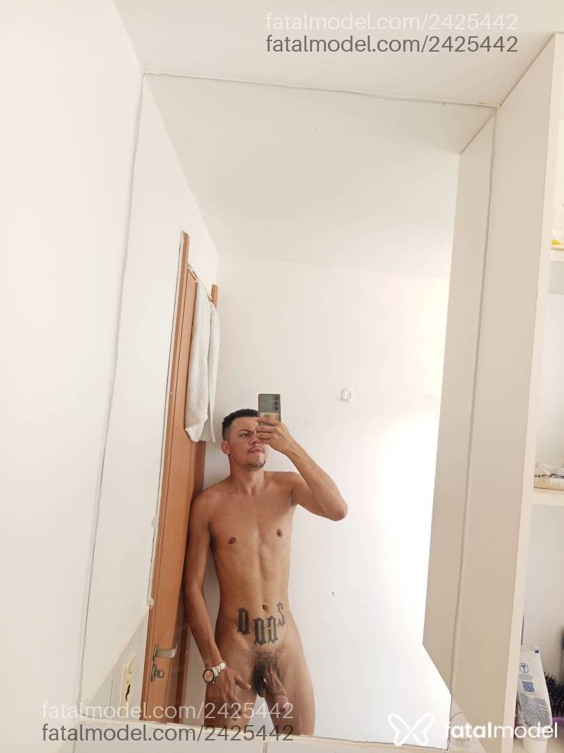 Acompanhante homem morena (o) de olhos castanhos em Uberlândia - Erick Bueno
