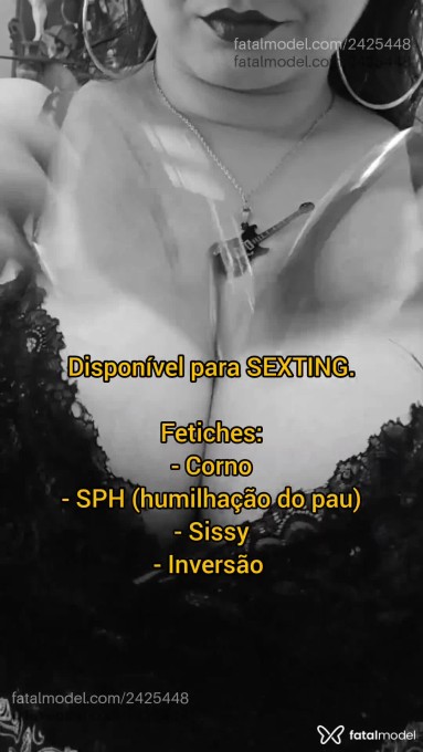 Acompanhante mulher com cabelo castanho de olhos castanhos em Virtual - Emma Boss