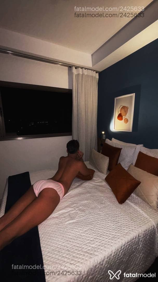 Acompanhante homem morena (o) de olhos mel em São Paulo - Lucca