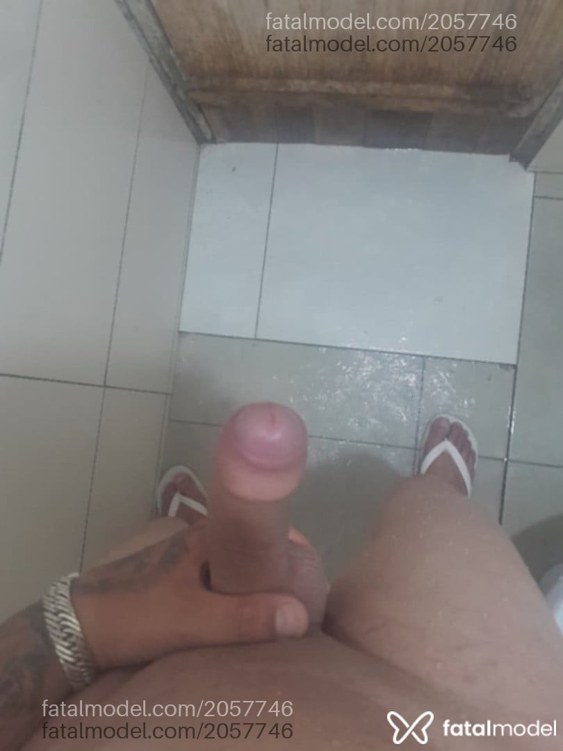 Acompanhante homem com cabelo castanho de olhos castanhos em Bento Gonçalves Acompanhante homem com cabelo castanho de olhos castanhos em Bento Gonçalves - Vitinho
