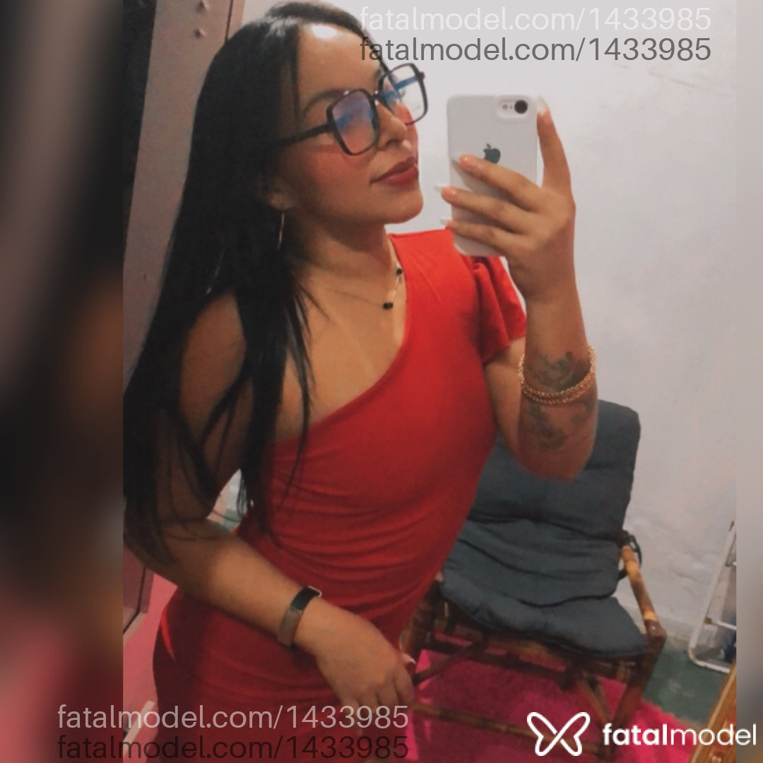 Acompanhante mulher morena (o) de olhos castanhos em Juína - Acreana Jambo